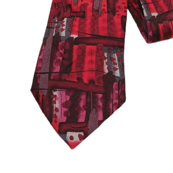 J. Garcia Silk Tie Men’s XL 64” Red Abstract New York Grateful Dead Classic New - Picture 1 of 3